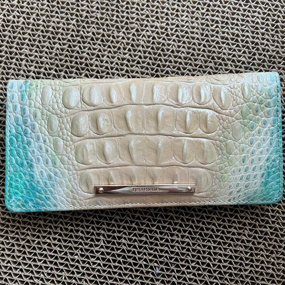 Brahmin Ady wallet. Ocean ombré. Great condition.